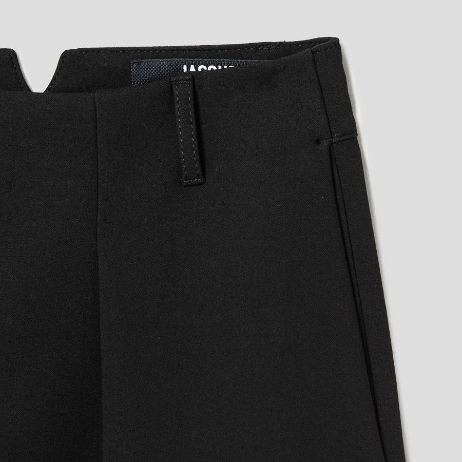 JACQUEMUS Le Pantalon Ovalo — Black