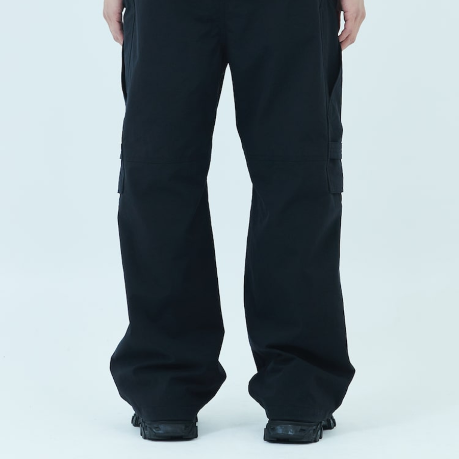 JUUN.J Nylon Velcro Detailed Cargo Pants – Black