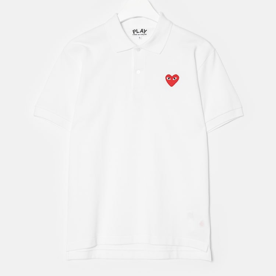 PLAY COMME des GARÇONS (Unisex) Red Heart Wappen Polo Shirt – White