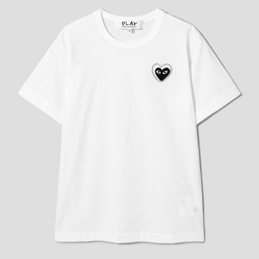PLAY COMME des GARÇONS (Unisex) Black Heart Wappen Metalstone T-Shirt – White