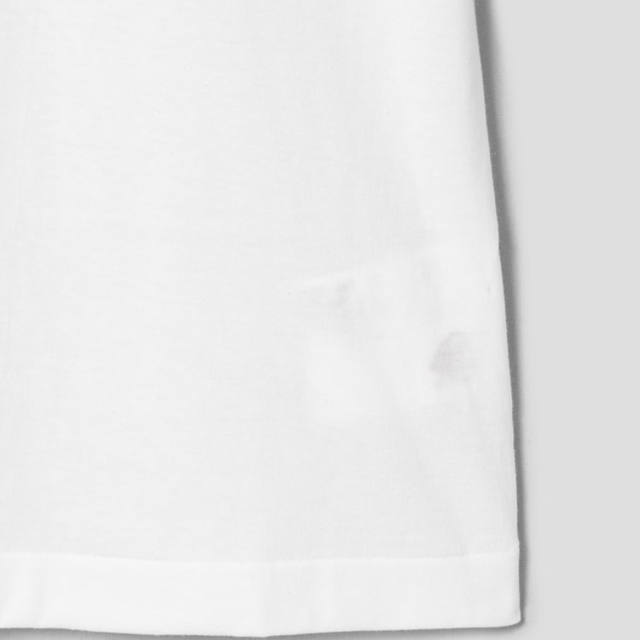 PLAY COMME des GARÇONS (Unisex) Black Heart Wappen Metalstone T-Shirt – White