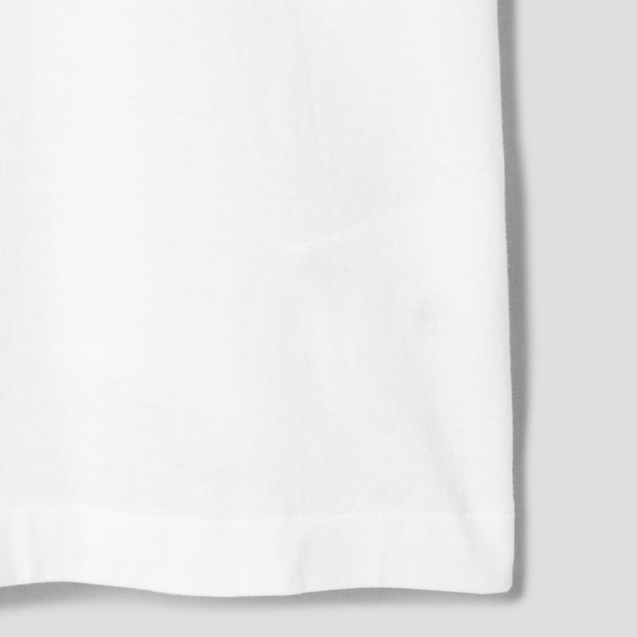 PLAY COMME des GARÇONS (Unisex) Black Heart Wappen Rhinestone T-Shirt – White