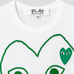 PLAY COMME des GARÇONS (Unisex) Green Line Heart Print T-Shirt – White