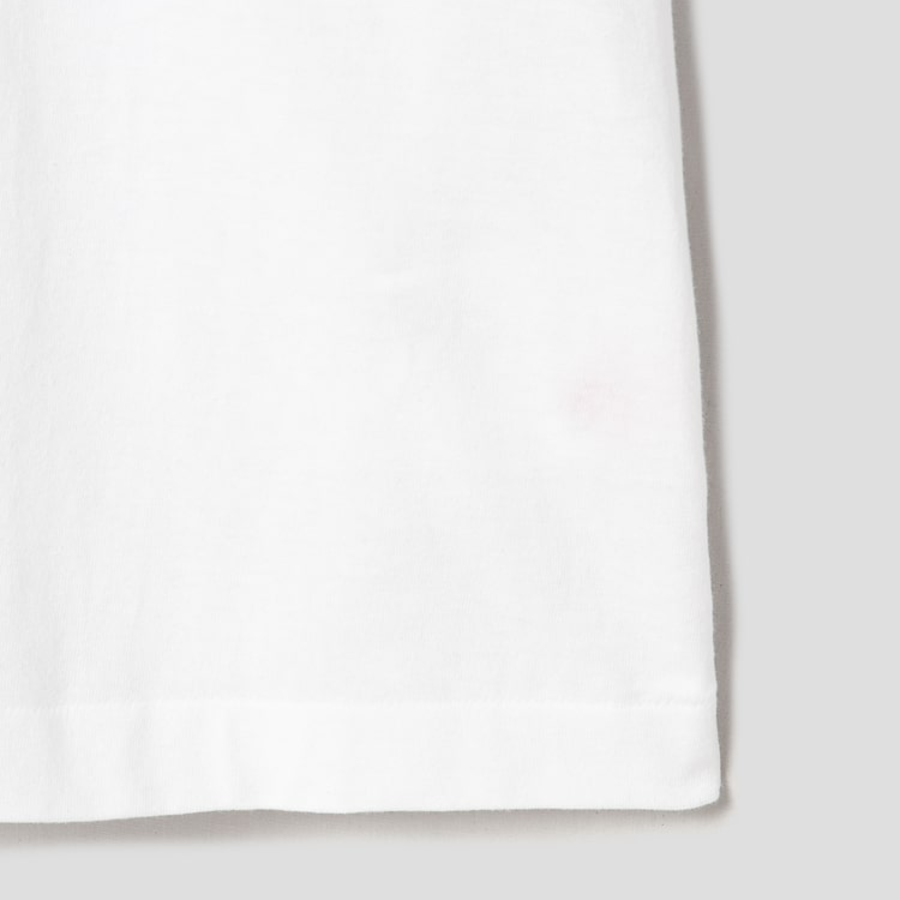 PLAY COMME des GARÇONS (Unisex) Red Heart Wappen Metalstone T-Shirt – White