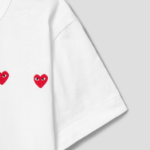 PLAY COMME des GARÇONS (Unisex) Horizontal 3 Heart Short Sleeve T-Shirt – White