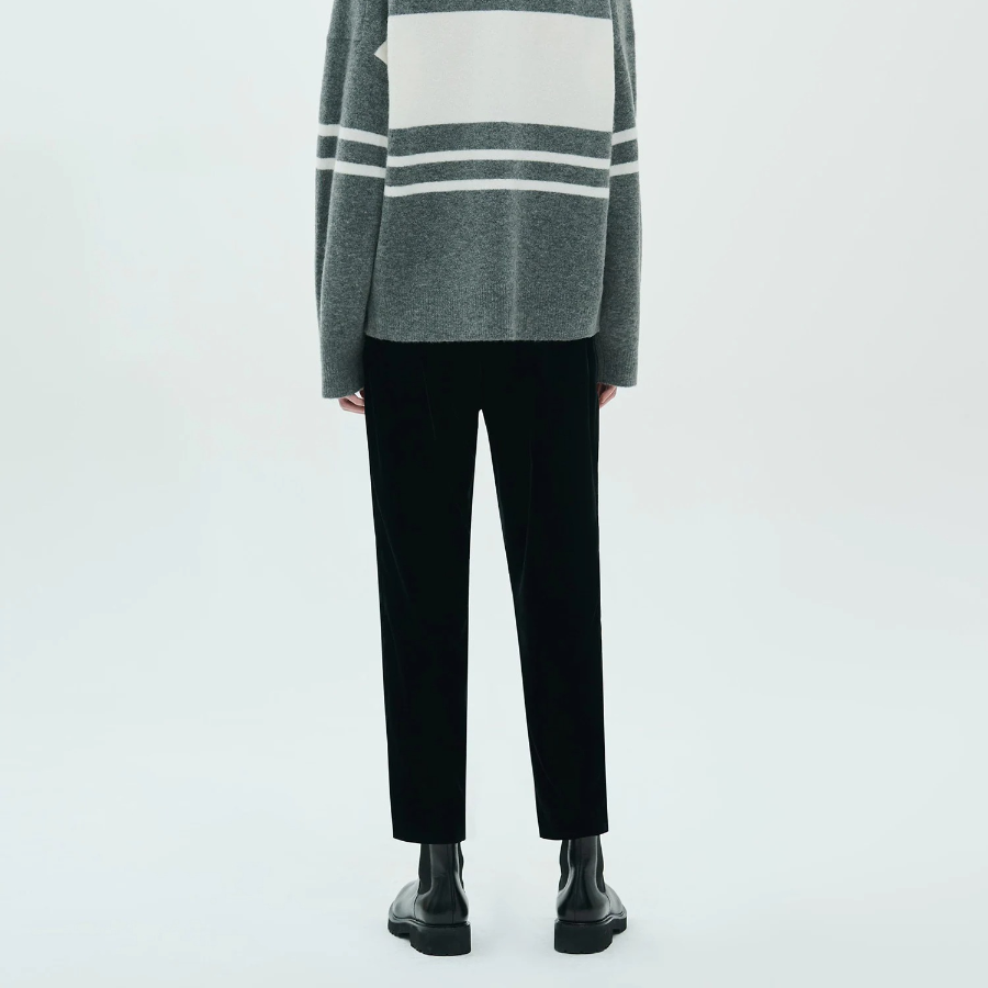 Theory Women Drape Velvet Taper Crop Pants - Black