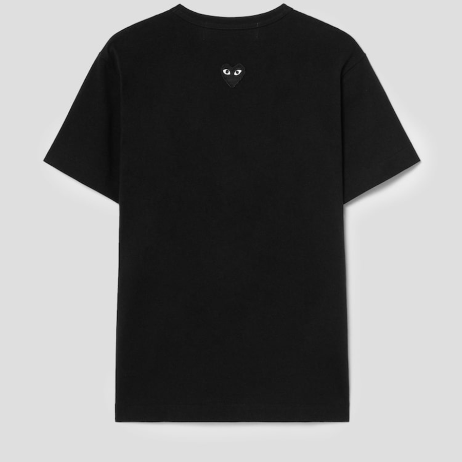 PLAY COMME des GARÇONS (Unisex) Black Heart Wappen T-Shirt – Black