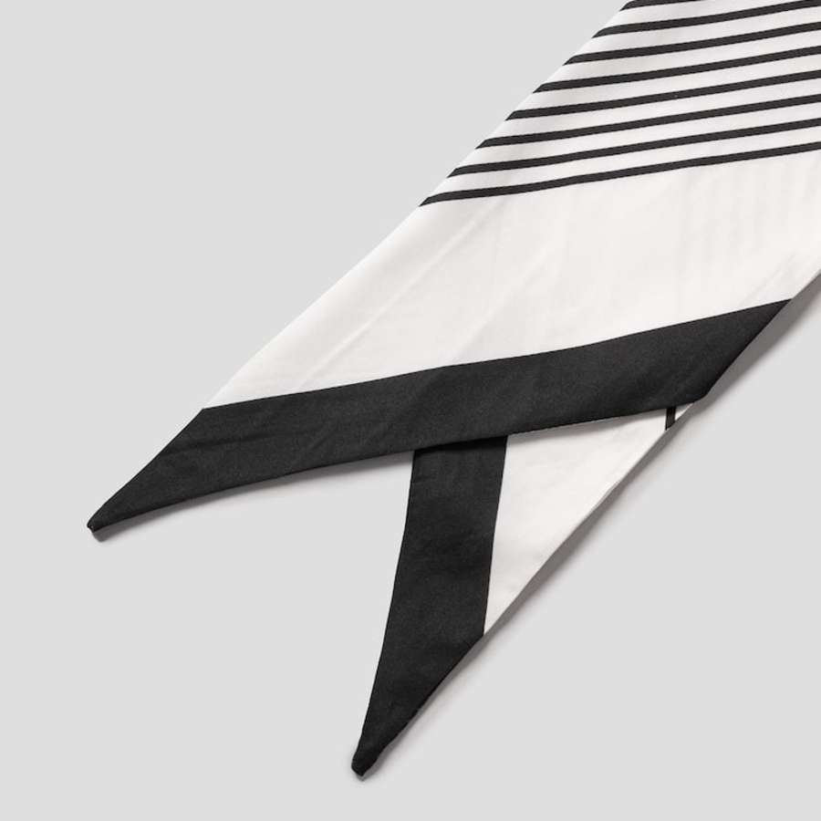 8 seconds Silky Stripe Scarf - Ivory
