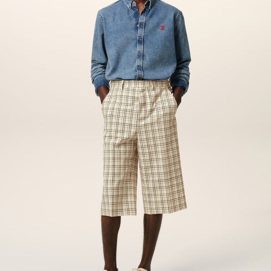 ami Wide Shorts – White Cream/Black