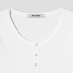 8 seconds U-neck Snap Short-sleeve T-shirt — White