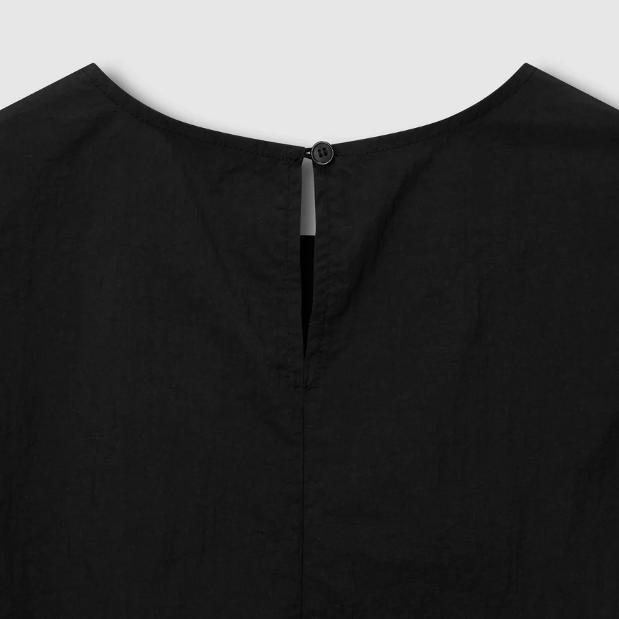 JAJU Shirring Sleeveless Blouse – Black