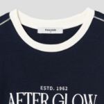 8 seconds Contrast Stitch Graphic Short Sleeve T-Shirt — Navy