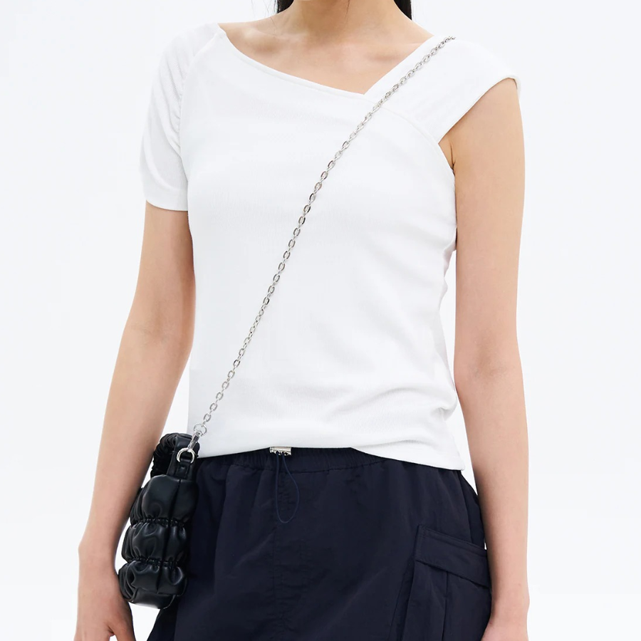 8 seconds Unbalanced Sleeve Top – White