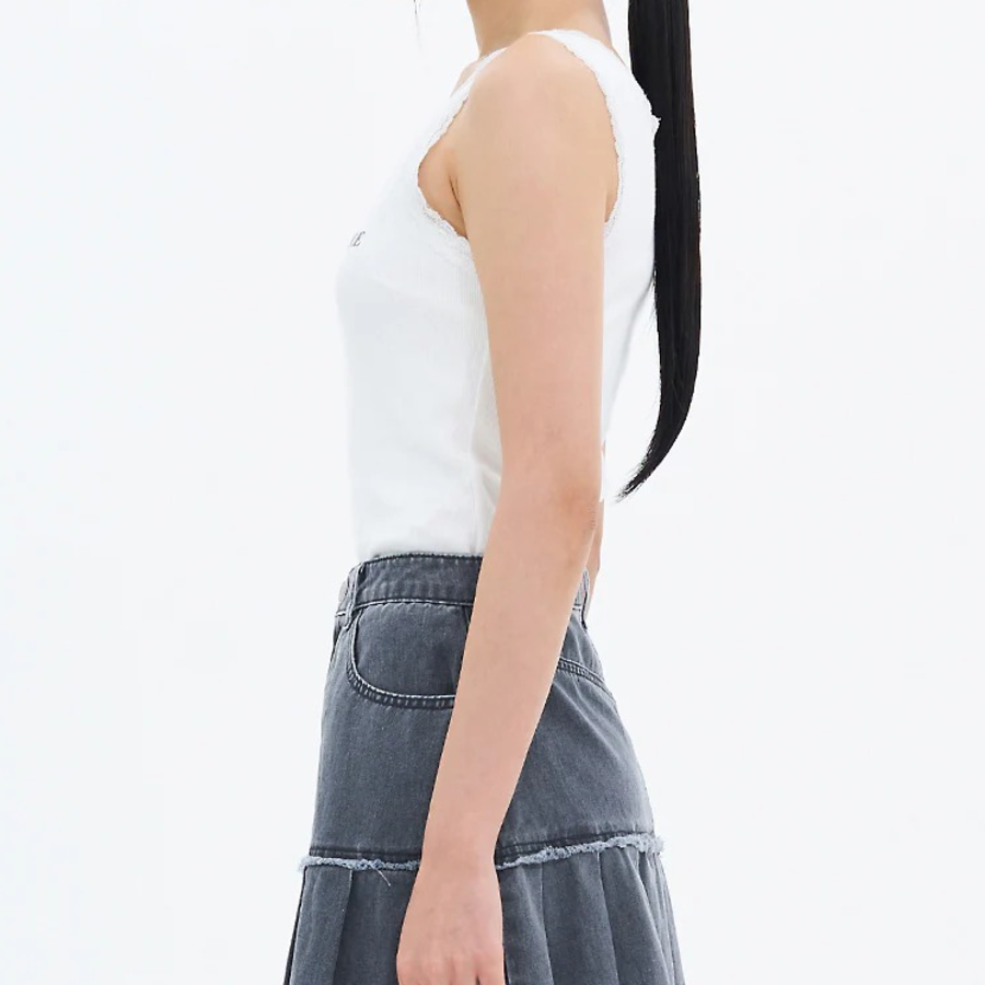 8 seconds Lettering Sleeveless Top – White