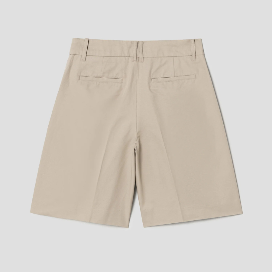 8 seconds Cotton Tuck Bermuda Pants — Beige