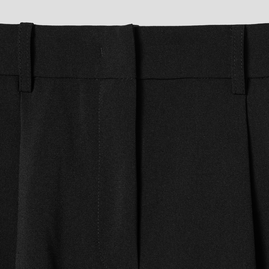 8 seconds Poly Two‑Tuck Short Pants — Black