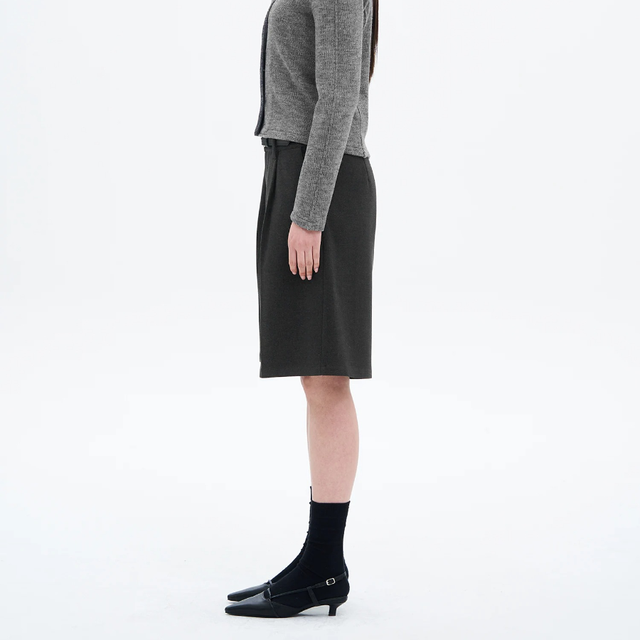 8 seconds Belted Bermuda Pants — Dark Grey