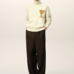 ami Gold Adc Turtleneck – Off-White