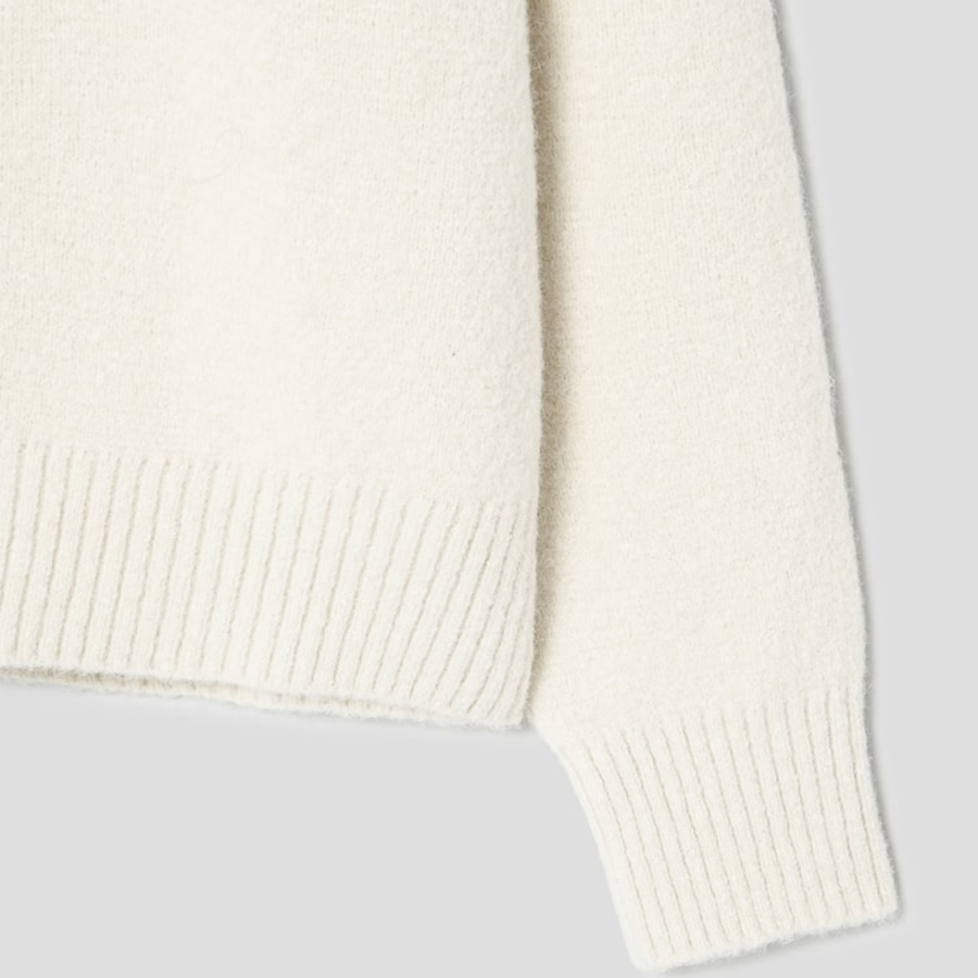 ami Gold Adc Turtleneck – Off-White