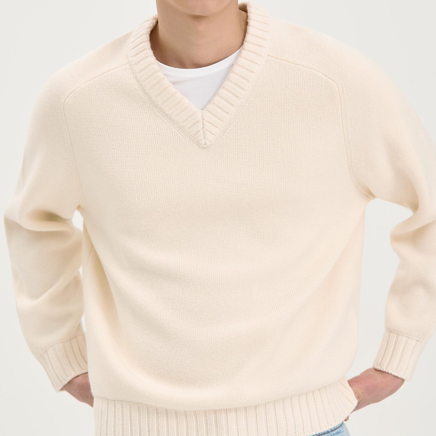 Theory Men Montana Wool V Neck Sweater - Winter White