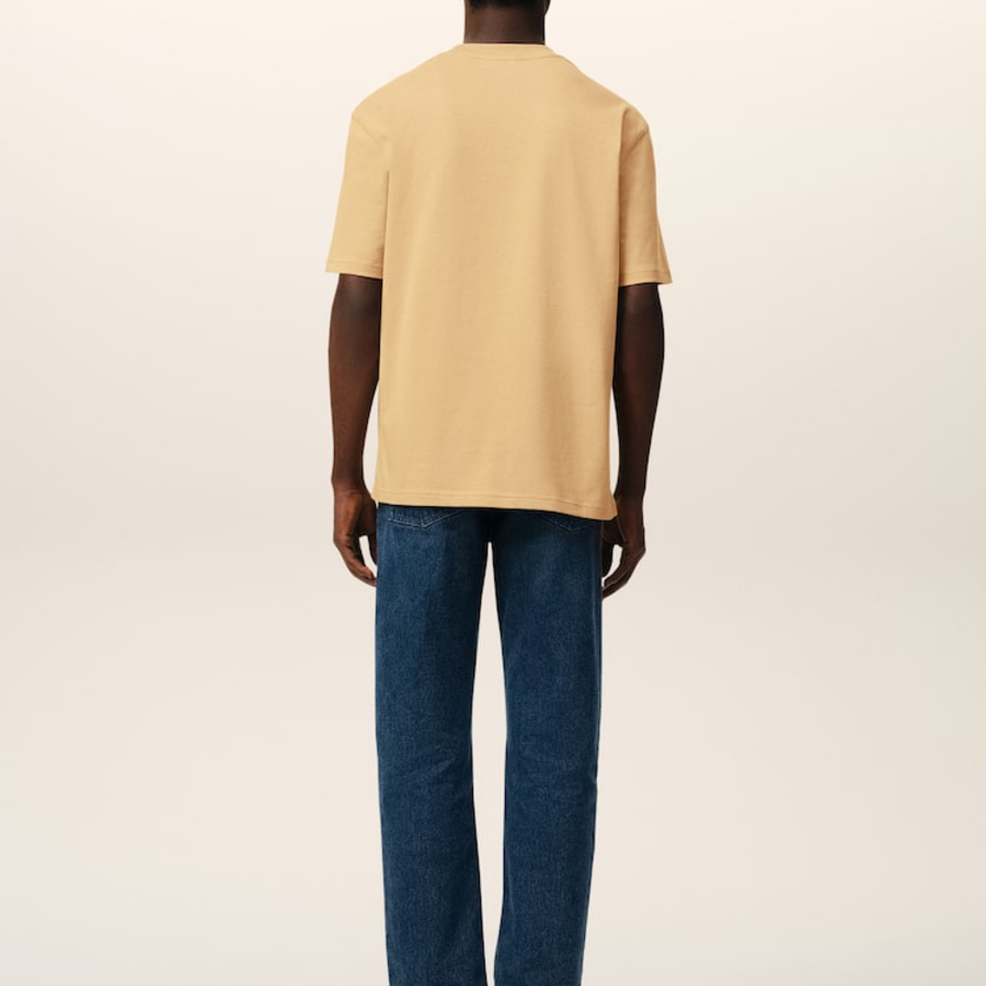 ami (Unisex) Gold Adc T-shirt – Sand