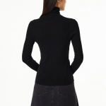 JAJU Ribbed Turtleneck Knit – Black