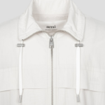 AMI (Unisex) Ami Zipped Windbreaker – Ivory
