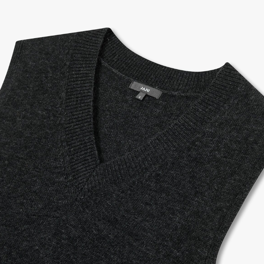 JAJU Merino Wool V-Neck Knit Vest – Charcoal