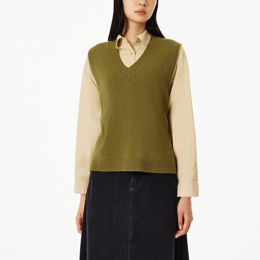 JAJU Merino Wool V-Neck Knit Vest – Olive