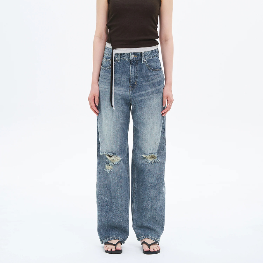 8 seconds Damage Straight Denim — Sky Blue