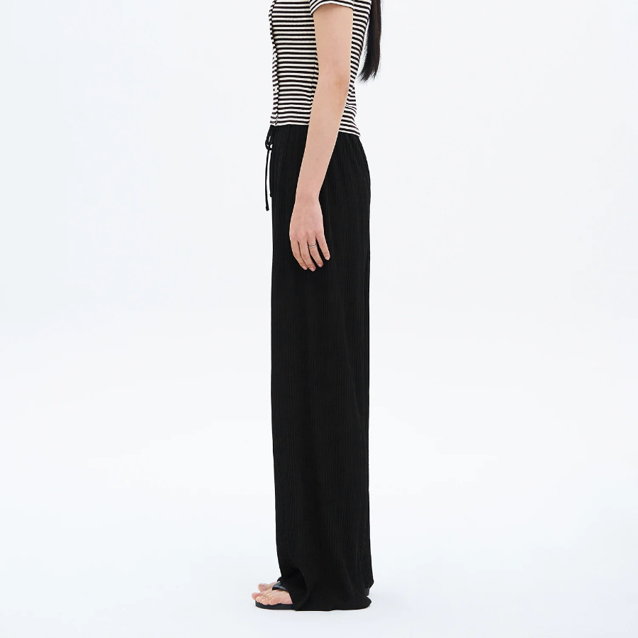 Pleated Easy Banding Pants — Black