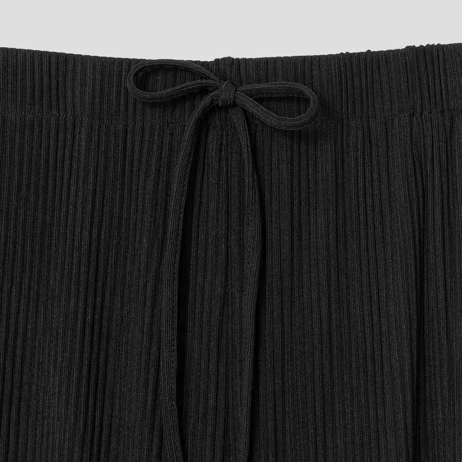 Pleated Easy Banding Pants — Black