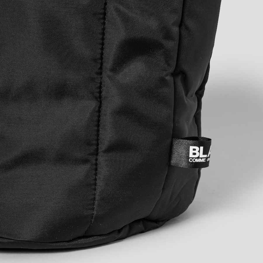 COMME des GARÇONS BLACK (Unisex) Padded Nylon Taffeta Bag – Black