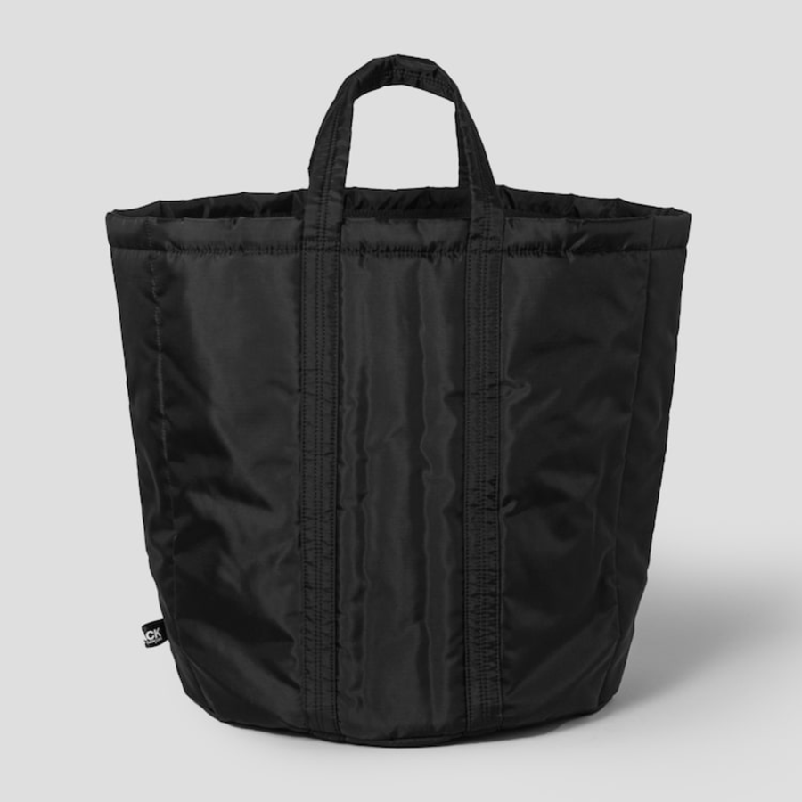 COMME des GARÇONS BLACK (Unisex) Padded Nylon Taffeta Bag – Black