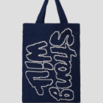 COMME des GARÇONS SHIRT (Men) Jacquard Knit Bag Strong Will – Navy