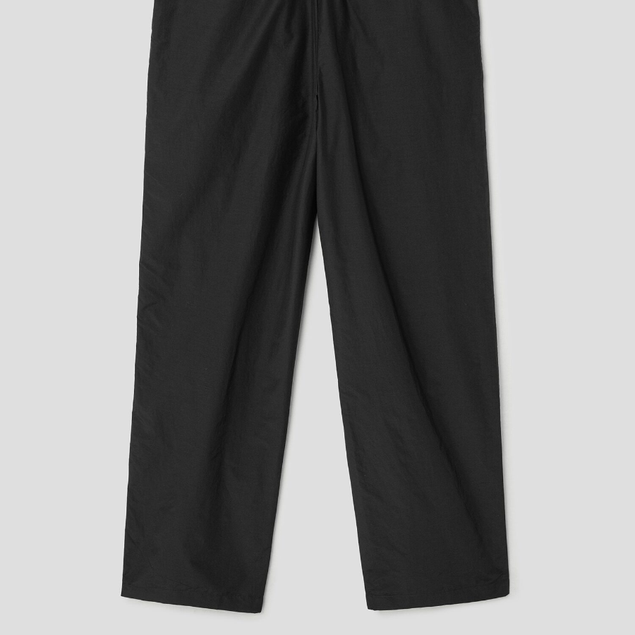 Theory Men Soft Lawn Pleated Pants - Black