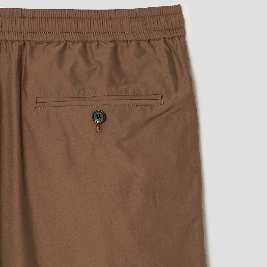 Theory Men Soft Lawn Pleated Pants - Deep Tobacco