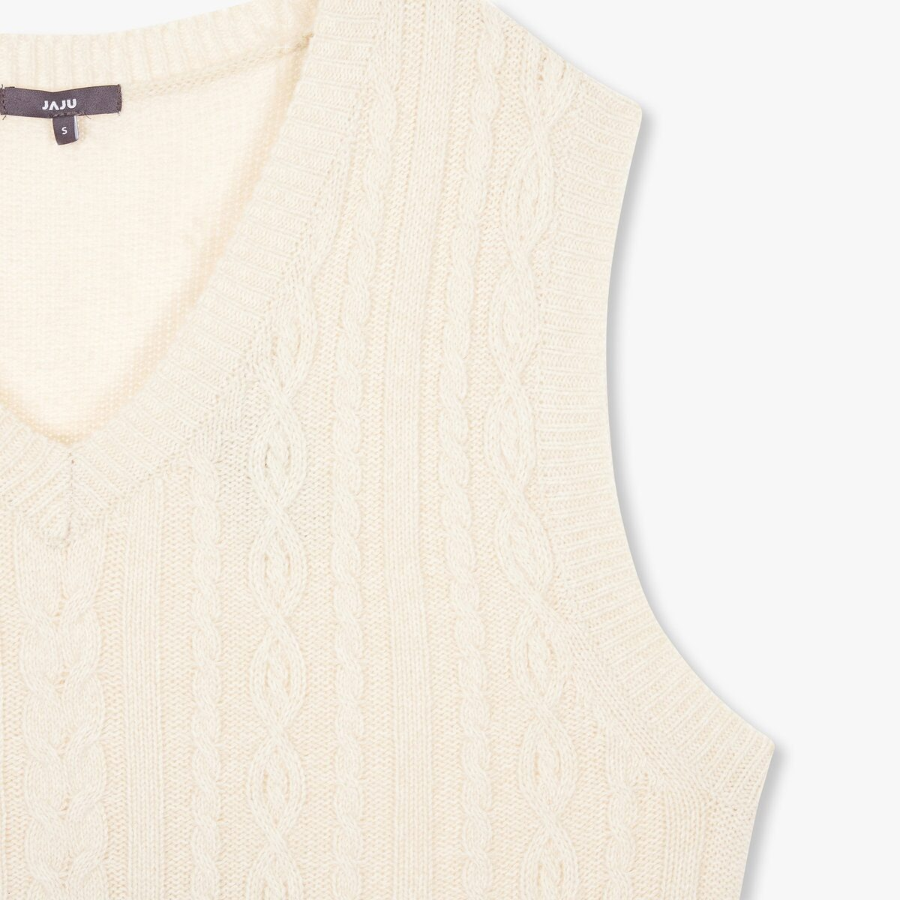 JAJU V-Neck Cable Vest – Beige