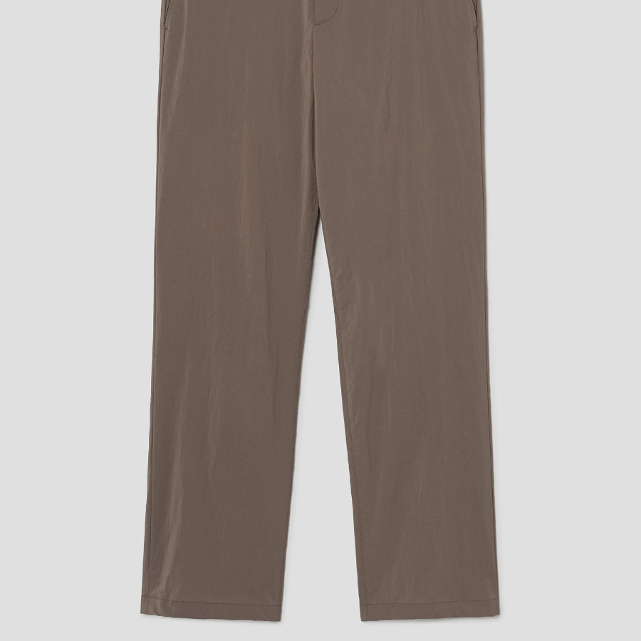 Theory Men Nylon Texture Viggo Pants - Walnut