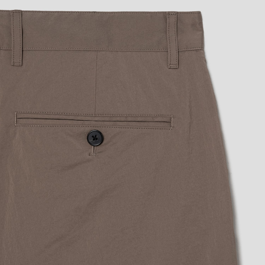 Theory Men Nylon Texture Viggo Pants - Walnut