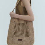 JUUN.J Raffia Shoulder Bag – Beige