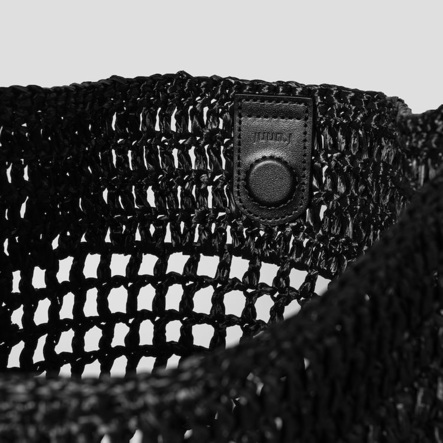 JUUN.J Raffia Shoulder Bag – Black