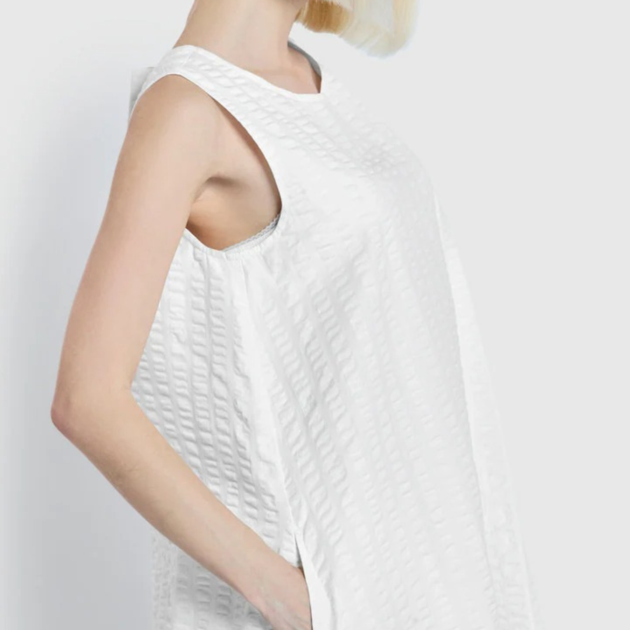 JAJU Cotton Seersucker Sleeveless Dress – White