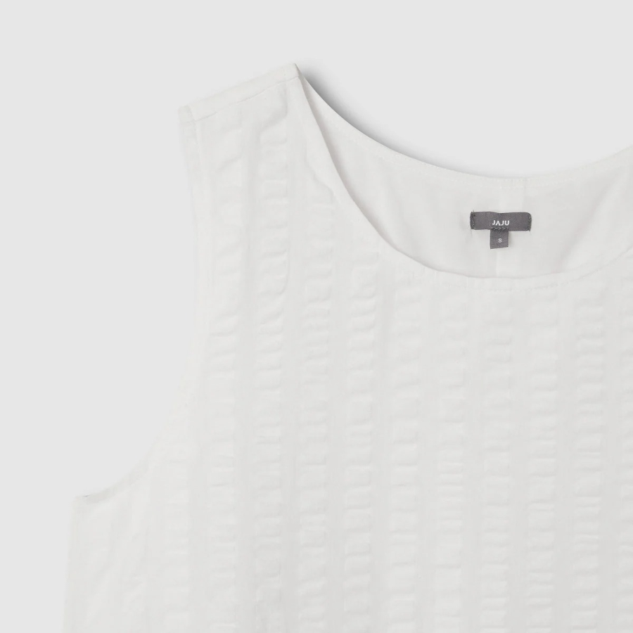 JAJU Cotton Seersucker Sleeveless Dress – White