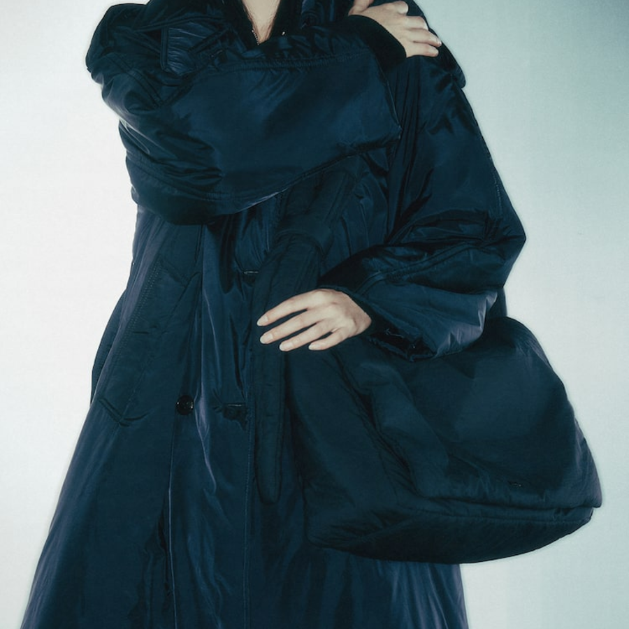 JUUN.J Padded Nylon Shoulder Bag – Black