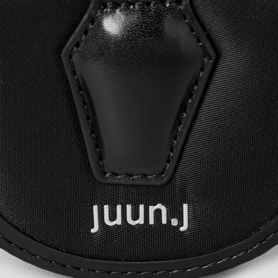 JUUN.J [Seongsu Edition] Unisex Half-Moon Nylon Mini Wallet – Black
