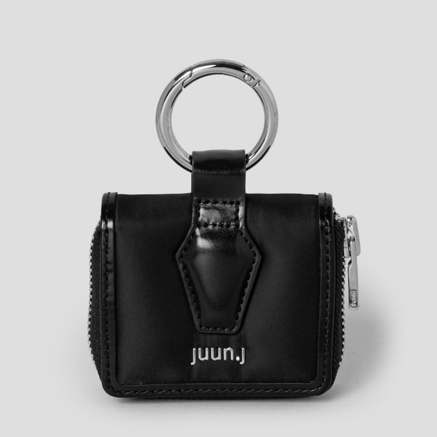 JUUN.J [Seongsu Edition] Women’s Square Nylon Mini Wallet – Black