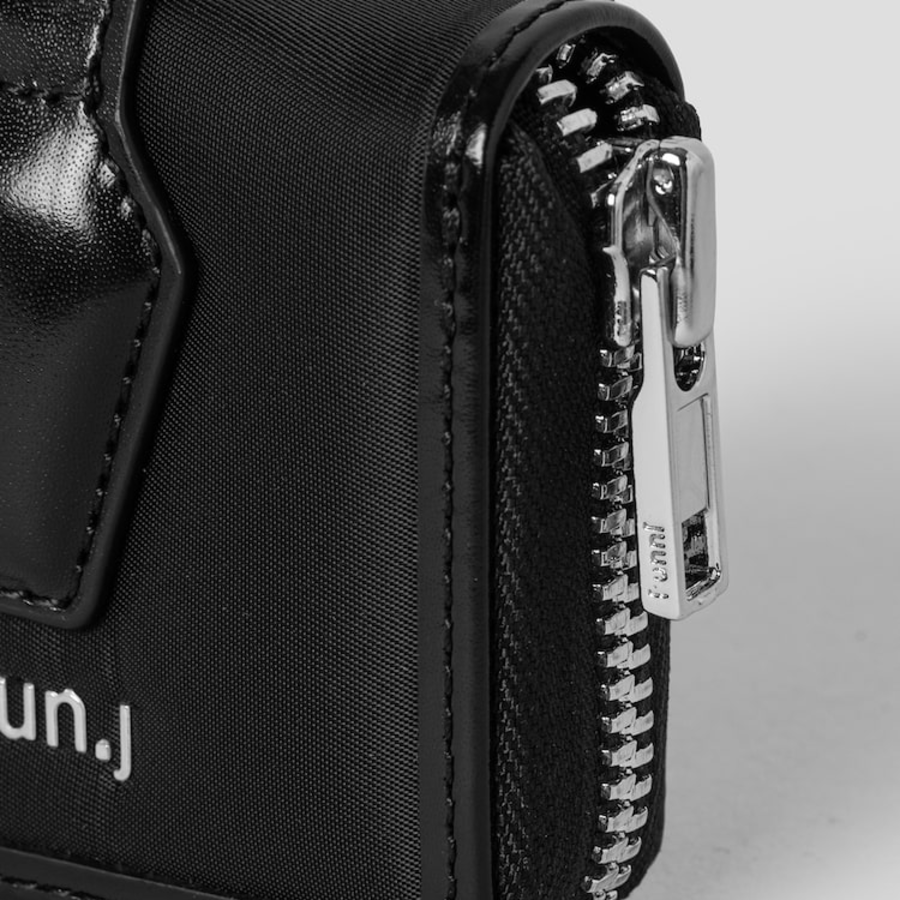 JUUN.J [Seongsu Edition] Women’s Square Nylon Mini Wallet – Black