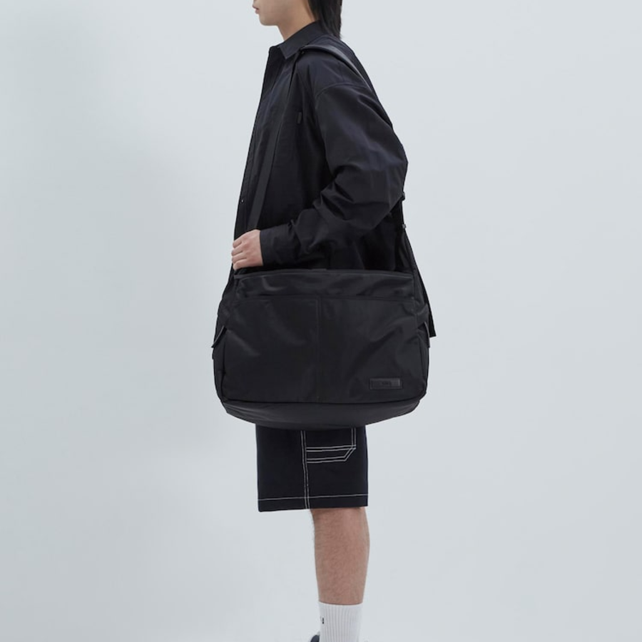 JUUN.J Nylon Big Boston Bag – Black