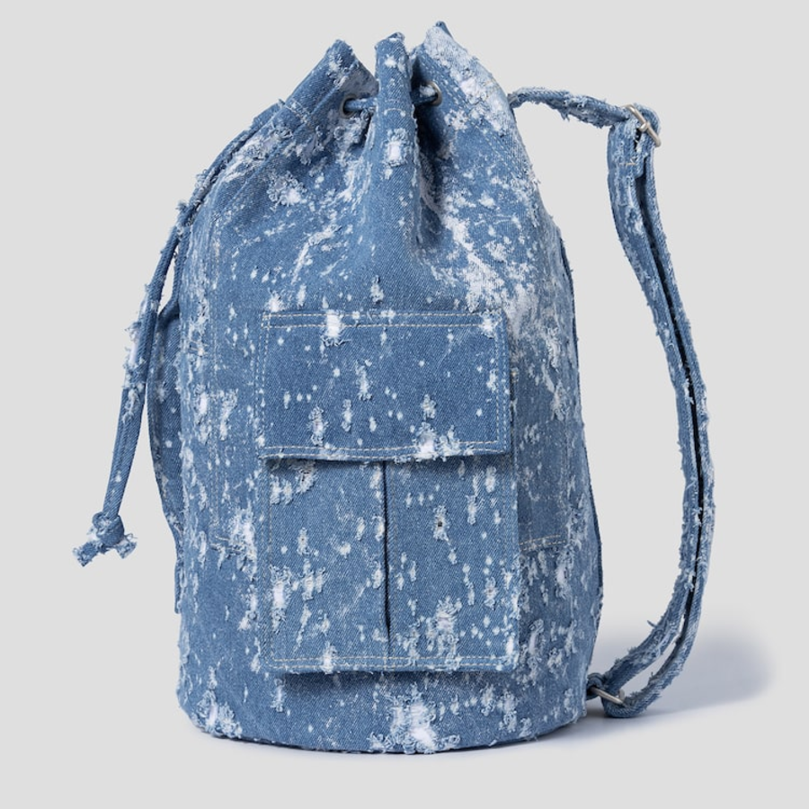 JUUN.J [CORE] Damaged Denim Duffel Bag – Sky Blue